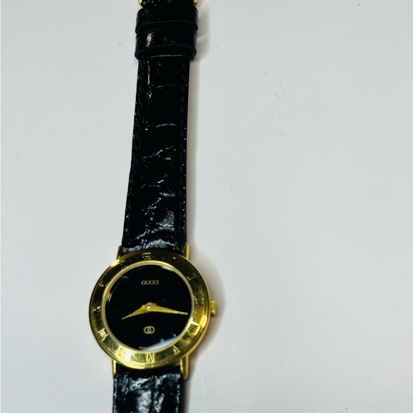 Gucci Vintage Authentic Gold Plated 3000L Genuine Leather Swiss Quartz Watch main image 11